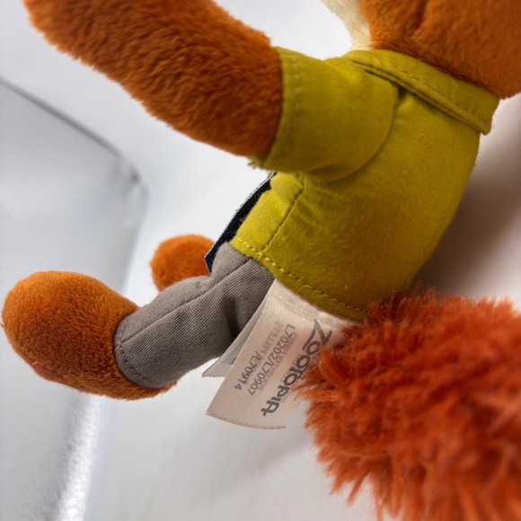 Disney Zootopia Zootropolis Nick Wilde Character 8" Plush Stuffed Animal - Picture 7 of 13